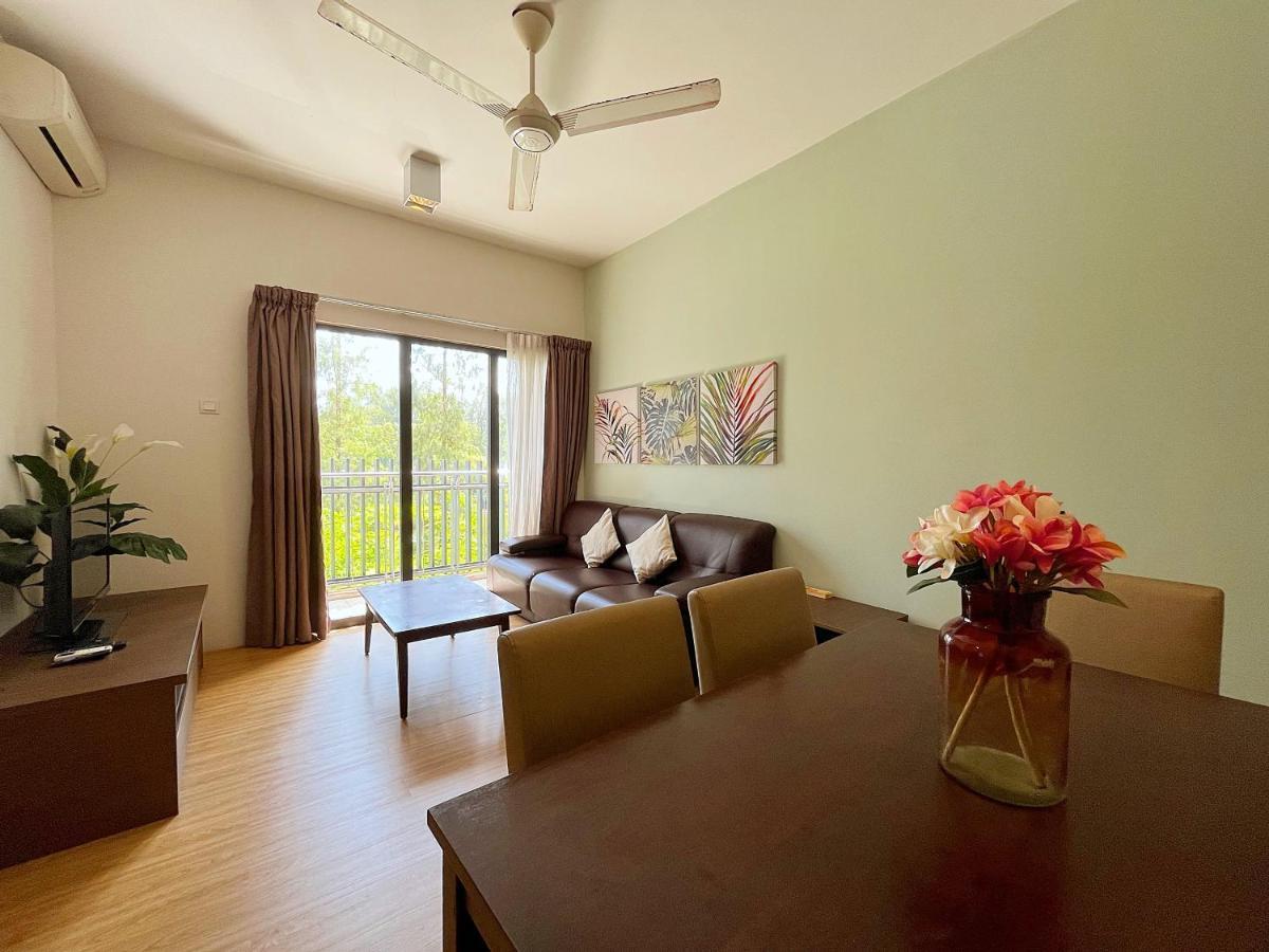 Teduh Retreat At Sg Residences Apartment *