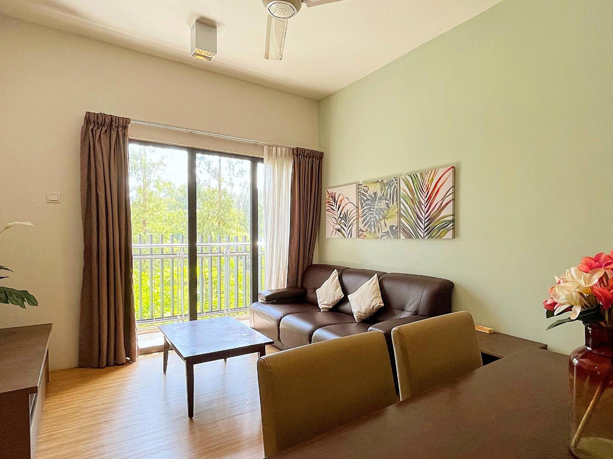 Teduh Retreat At Sg Residences Apartment